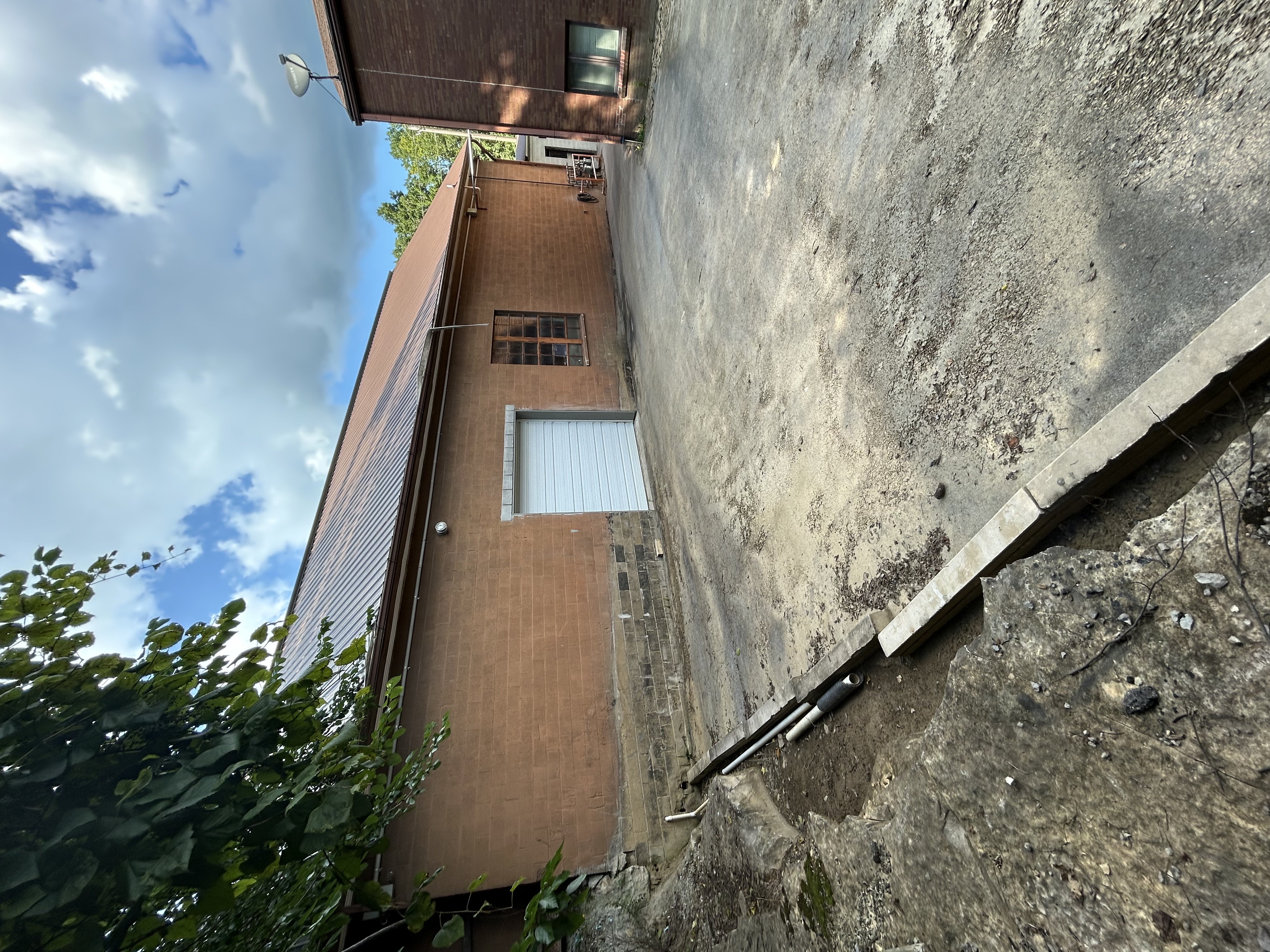 7006-7014 Hughes Ave