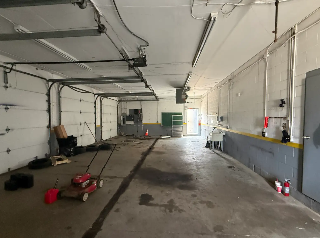 Auto Sales Facility with Separate Repair Building