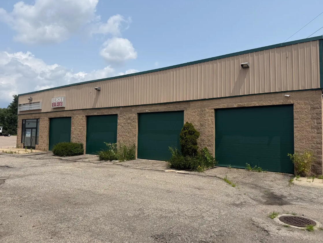 Auto Sales Facility with Separate Repair Building