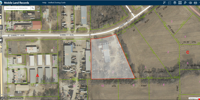 Industrial/Office with Outdoor Storage in Haysville, KS!