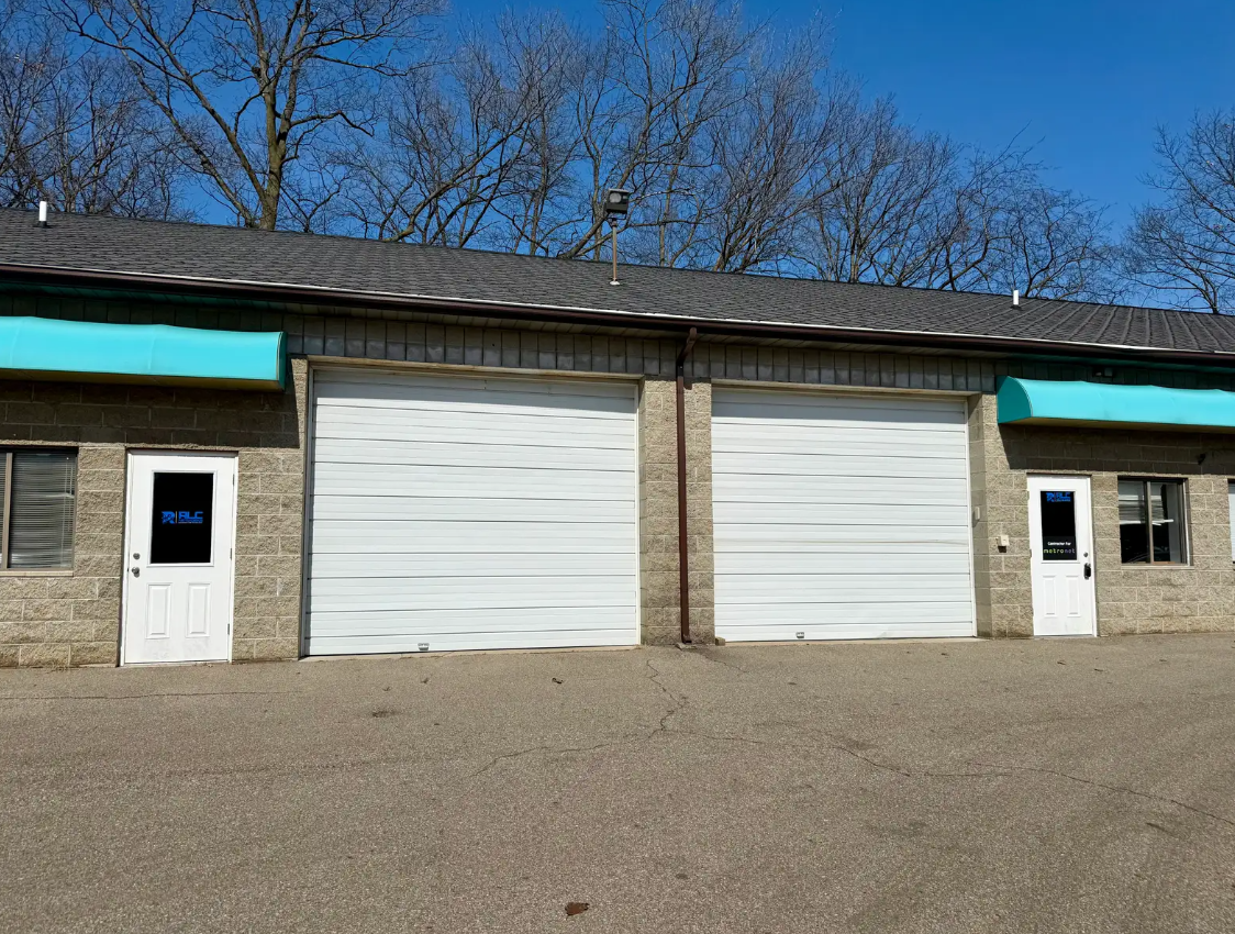 400 Business Centre Dr
