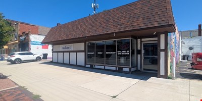 Historic 185th Corridor Commercial Building
