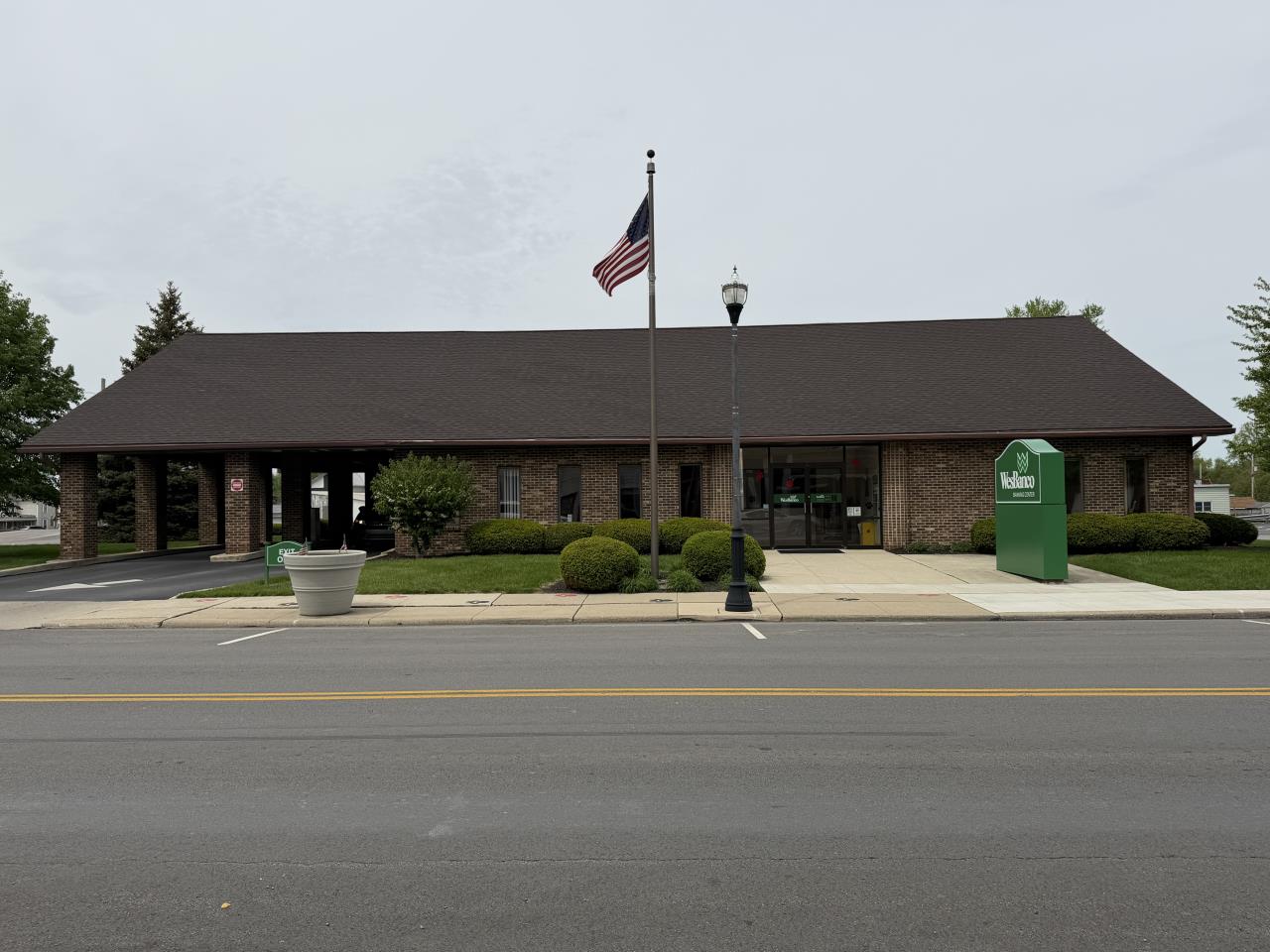 Corporate Surplus – High Visibility in Heart of Downtown