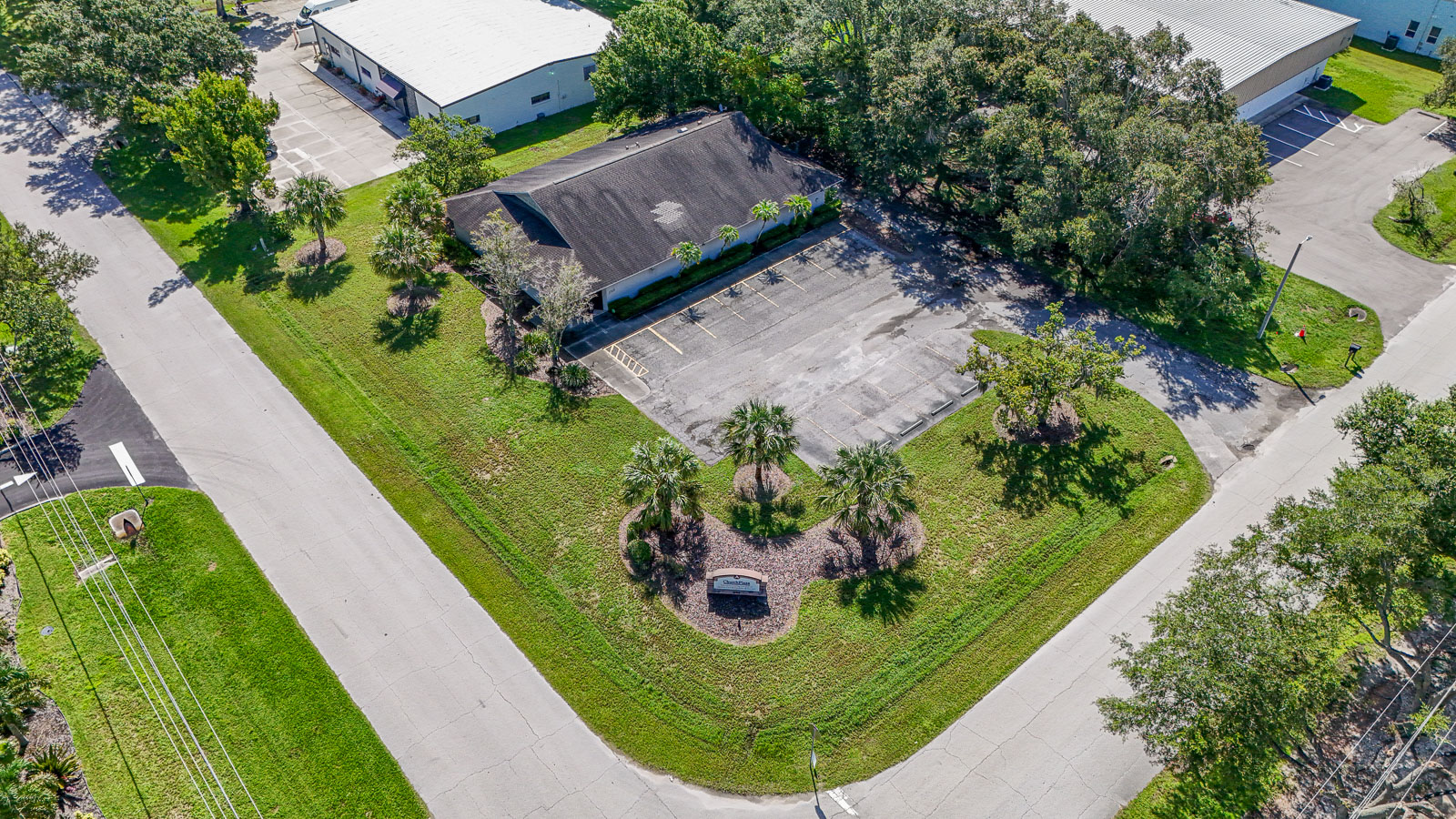 Rare Freestanding Flex Office Building | 3,569 SF on 0.58 Acres | I-75 & Fruitville Corridor