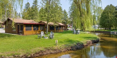 Reed's On The River - Cabin 2
