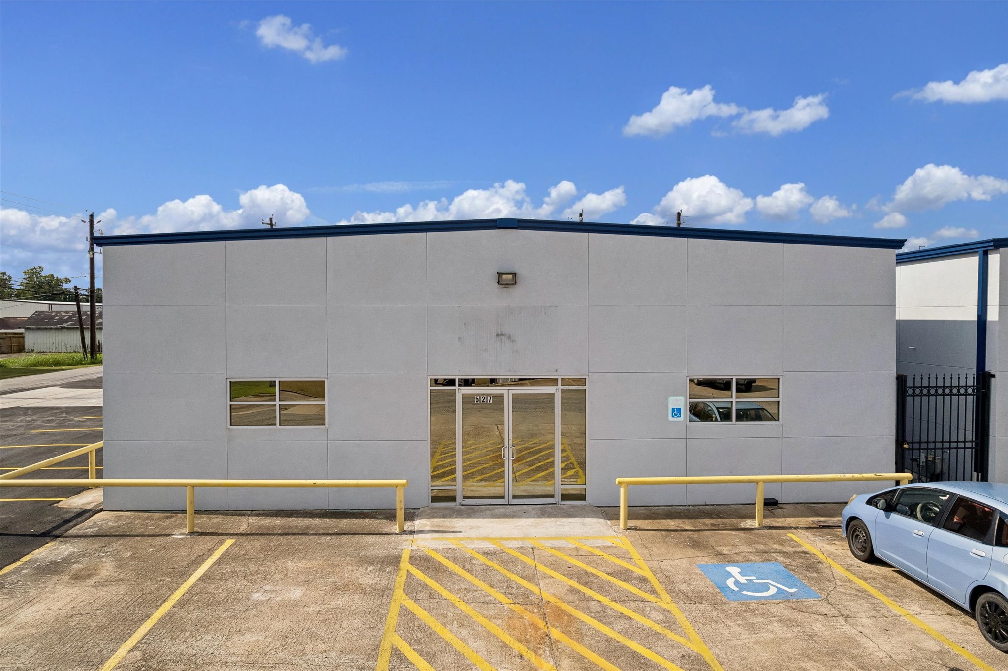 527 Michigan Street, Building B, South Houston, TX 77587 - industrial for sale in south houston, TX