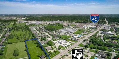 317 FM 517 W — Lease in Dickinson, TX, photo 3 of 6