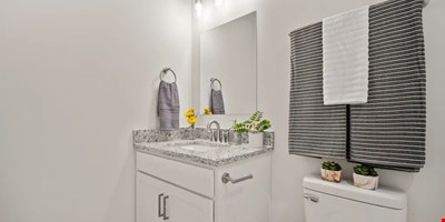 404 Beech St - Beech Street Townhomes — Sale in Clarksville, TN, photo 8 of 8