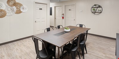 Professional Office Suites - 3610 Ave Q - Near I 27 — Lease in Lubbock, TX, photo 7 of 8