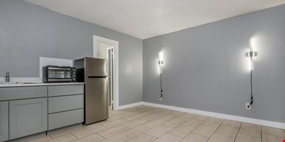 La Luna Luxury Suites — Sale in Amarillo, TX, photo 6 of 8