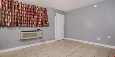 La Luna Luxury Suites — Sale in Amarillo, TX, photo 8 of 8