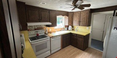 256 E. Main Street — Sale in Hampstead, NH, photo 8 of 8