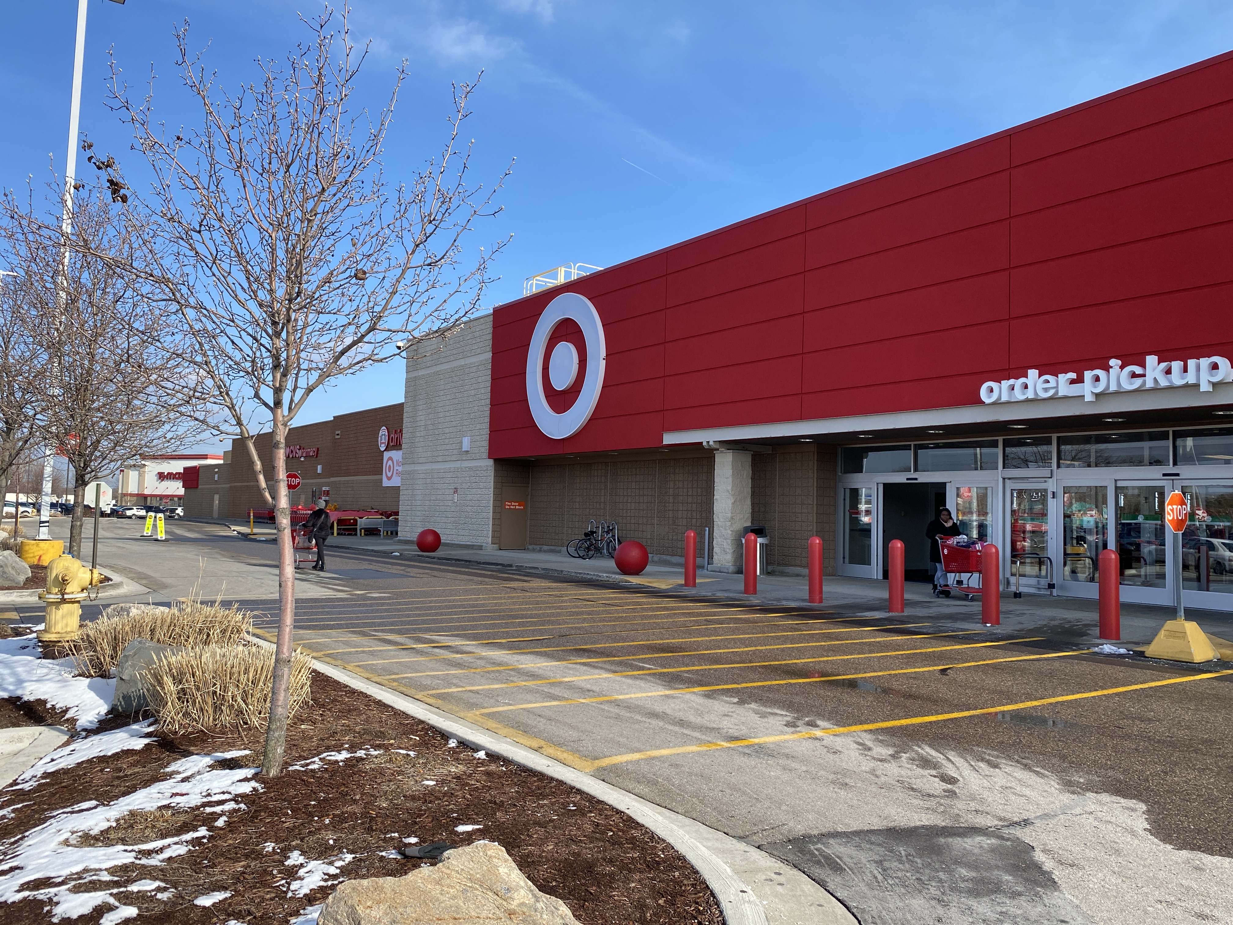 Clinton Pointe, Retail Space for Lease