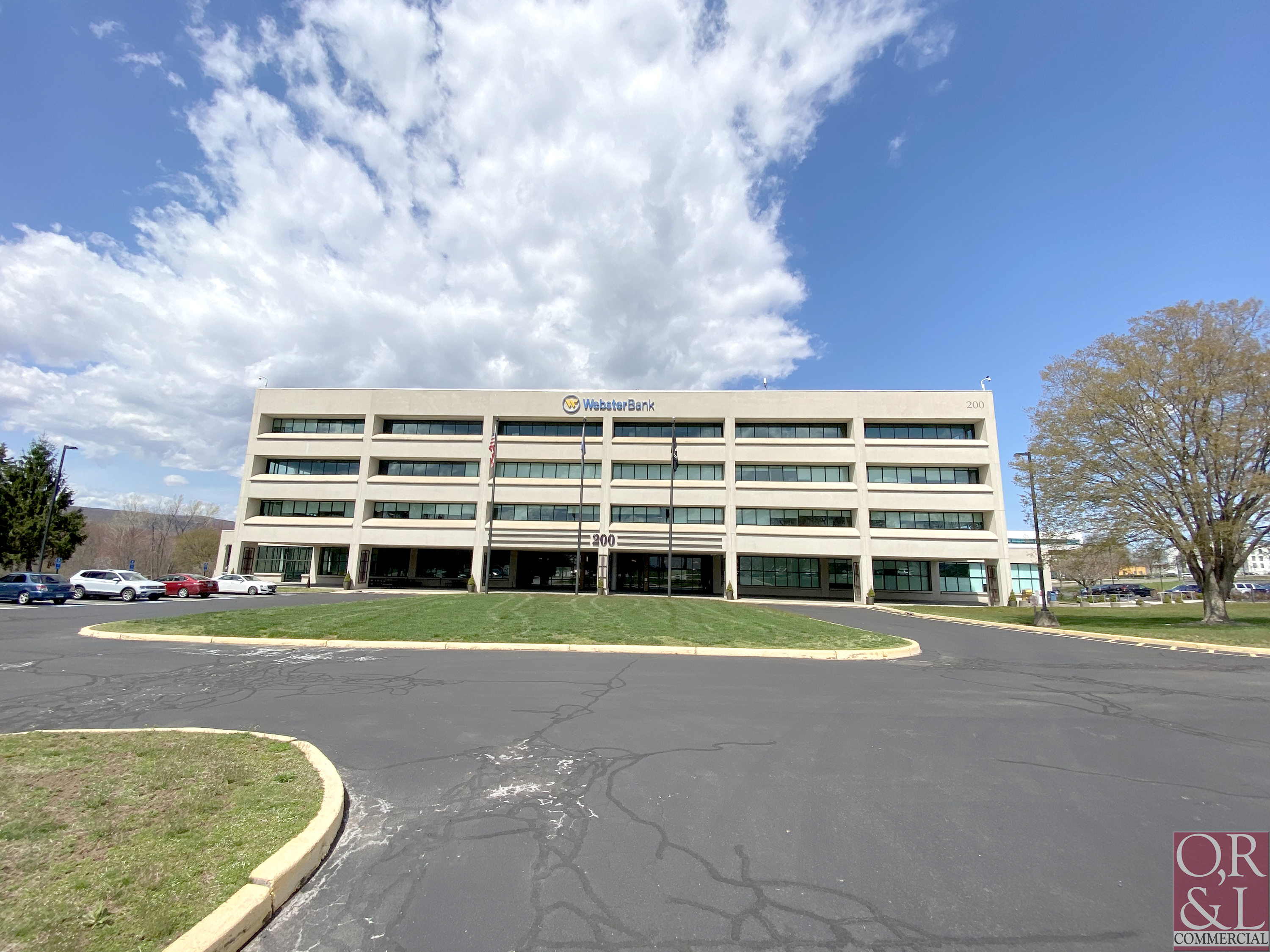 2,050± SF - 7,700± SF Class 