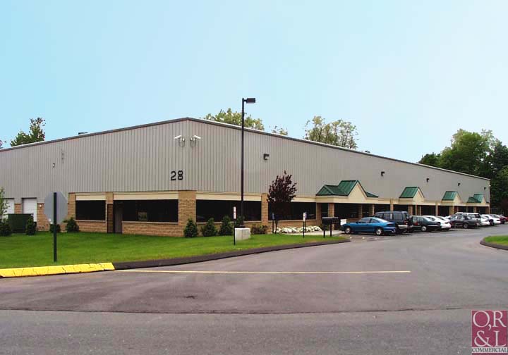 Investment Opportunity | 28,000 SF High Bay Flex Industrial Building