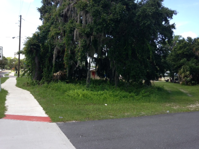 Down Town Business Location - Corner Lot, Northeast 5th Street, Crystal River, FL 34429