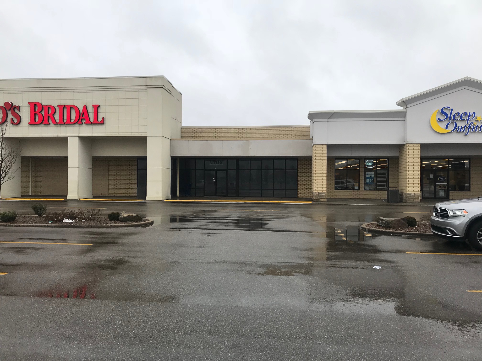 Eastland Retail / #3737