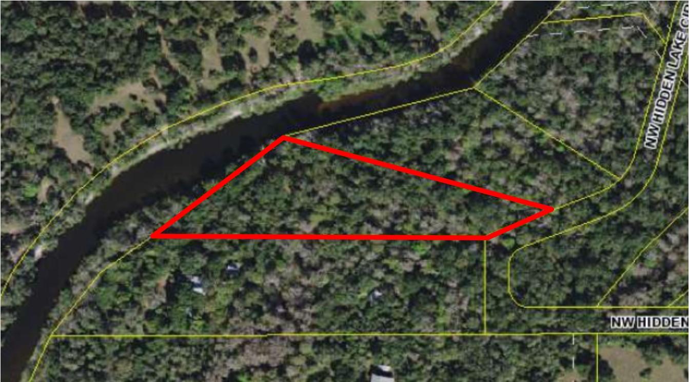 Peace River Camp For Sale FOR SALE on 5079 Hidden Lake Circle,