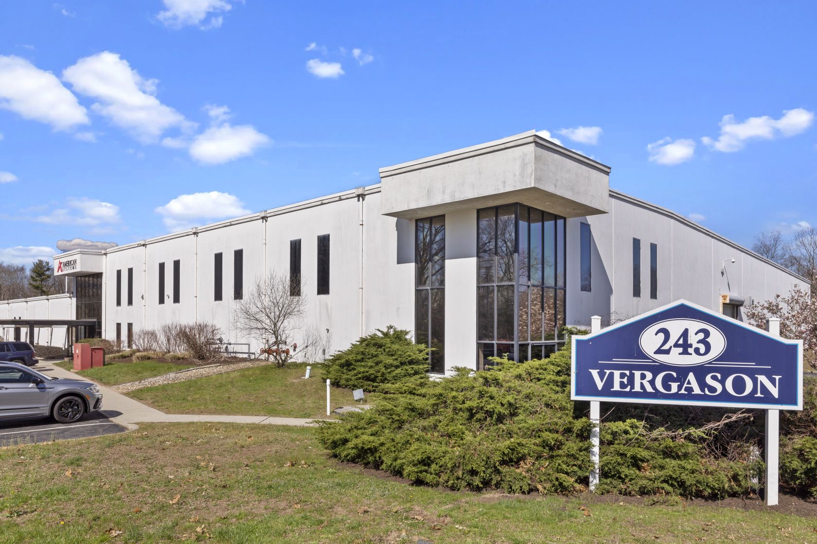 27,000 SF Industrial / Flex space for Lease