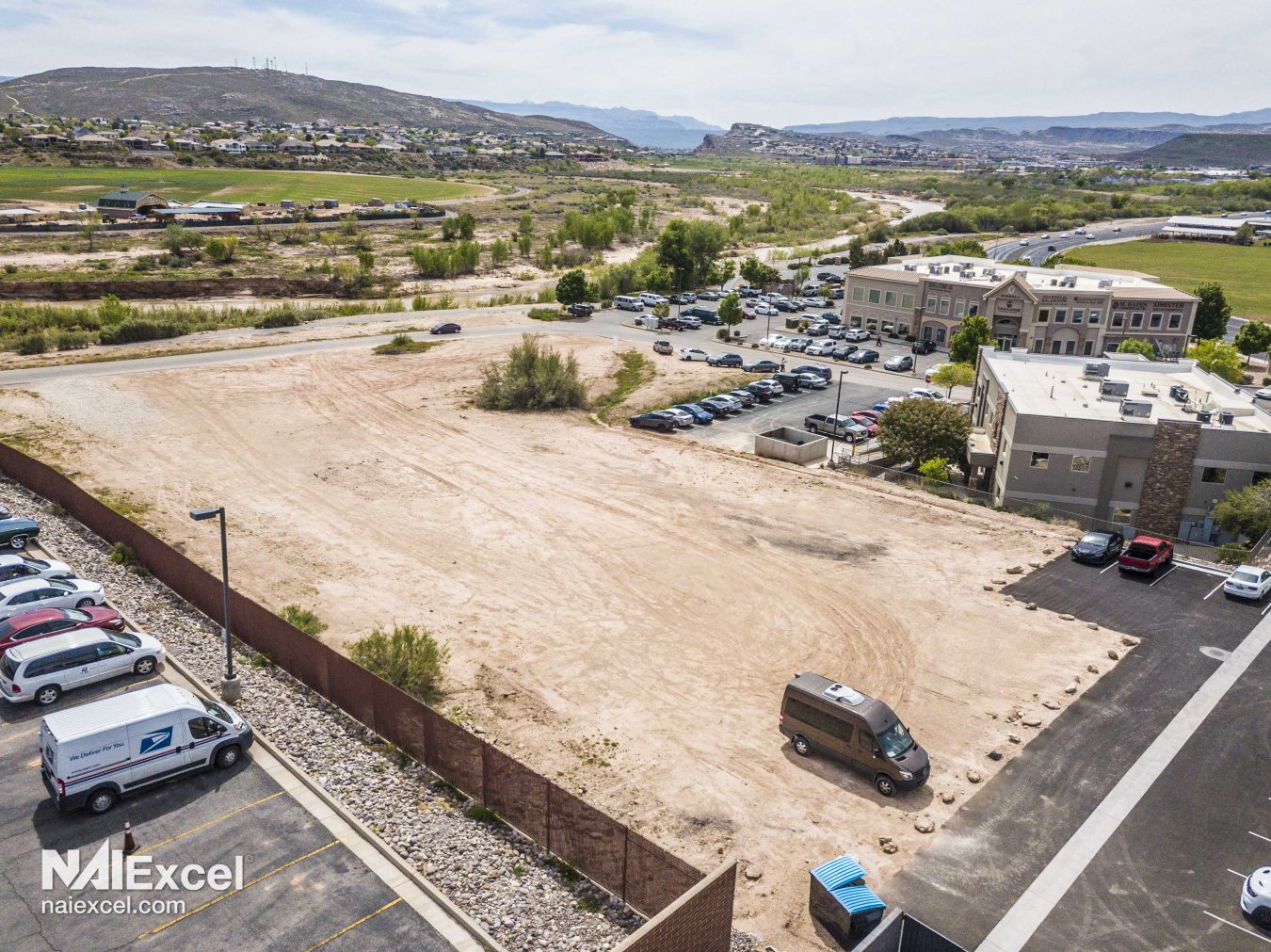 Riverside Dr Office / Medical / Retail Lot