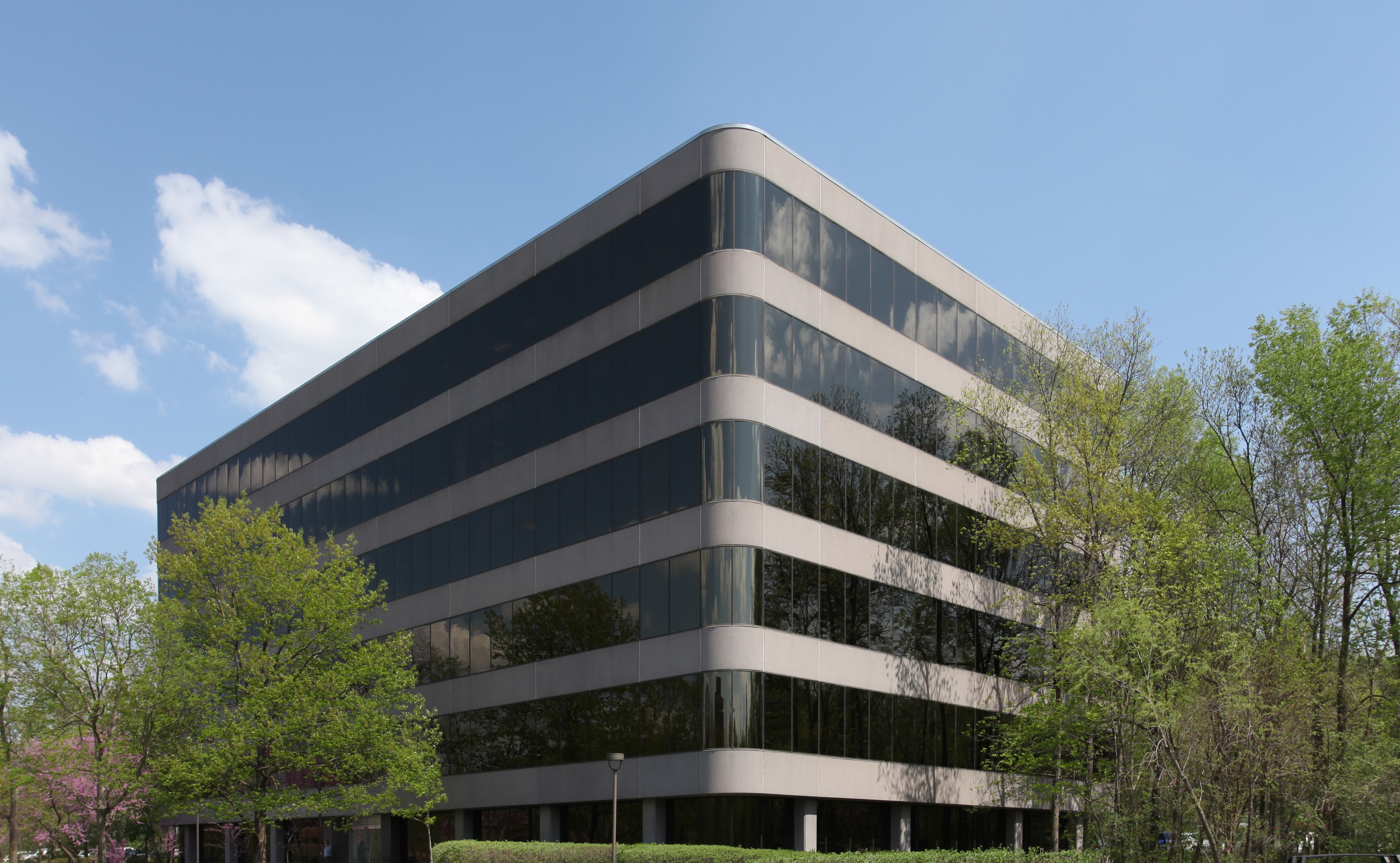 27 Corporate Woods