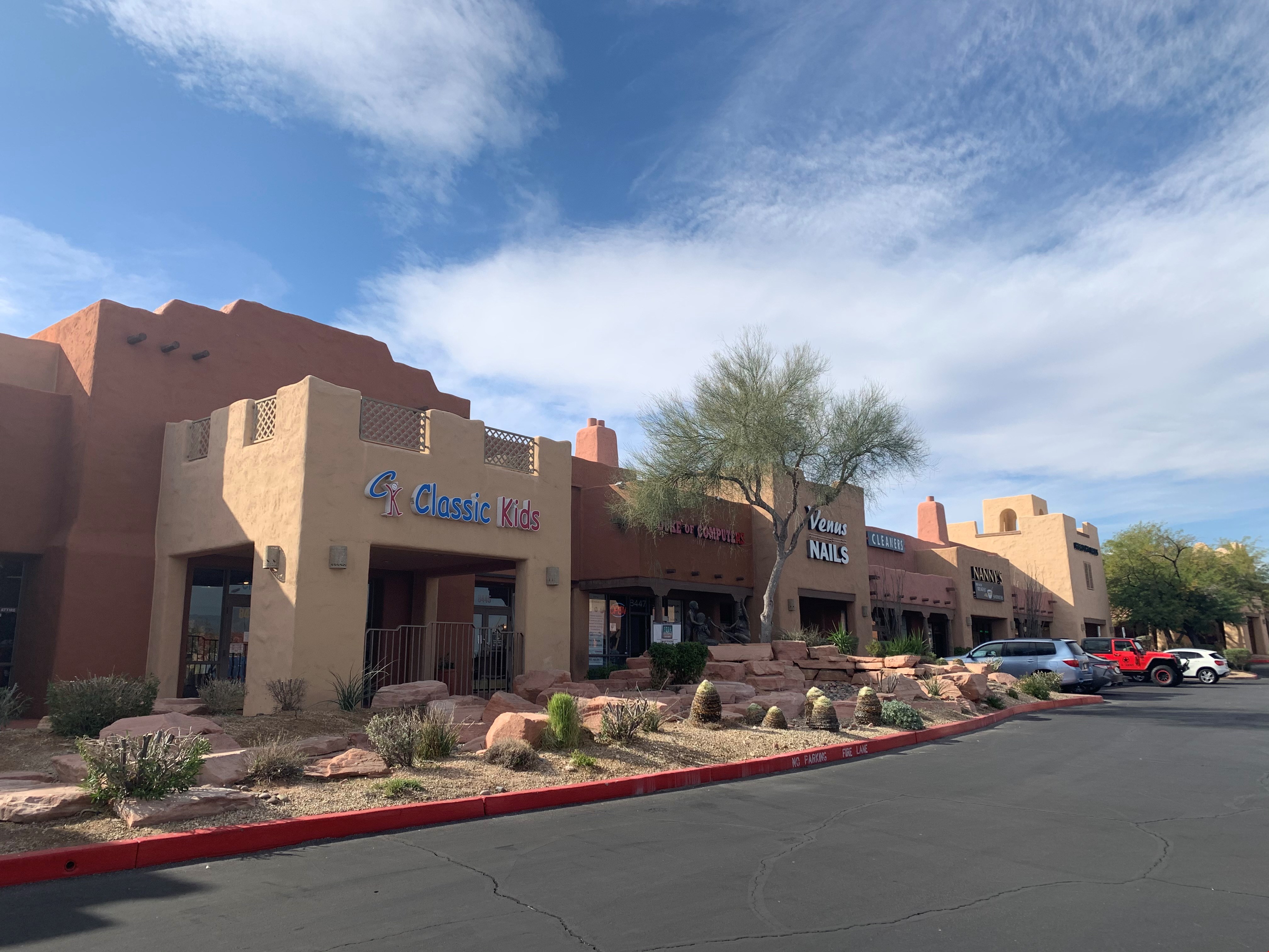 Storage At Summerlin Lake Mead Dandk Organizer