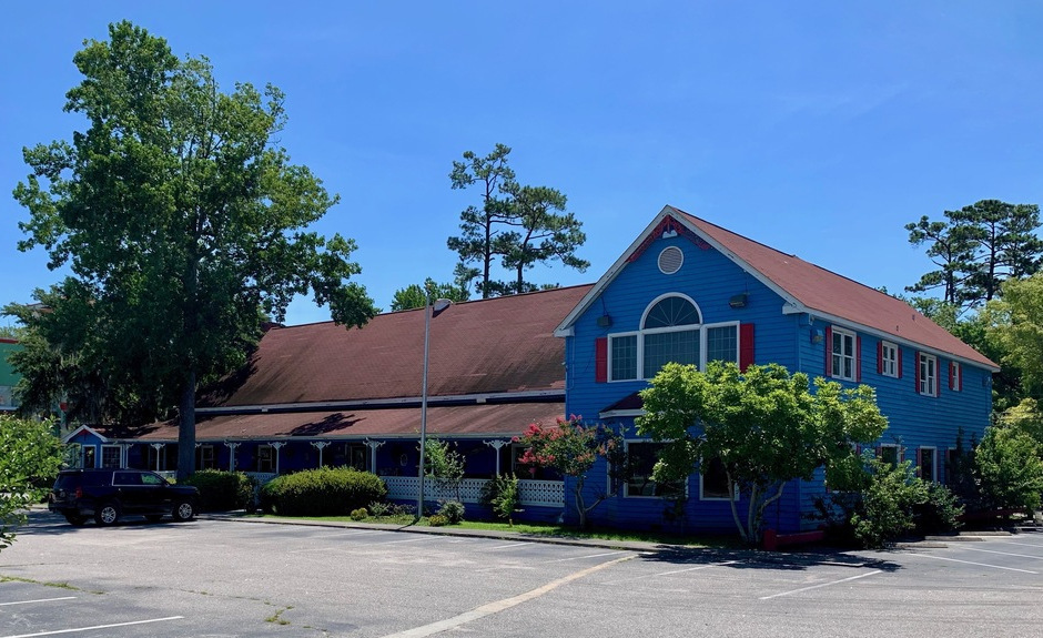 Lobster House Seafood Restaurant (Land & Building) FOR SALE on 5301