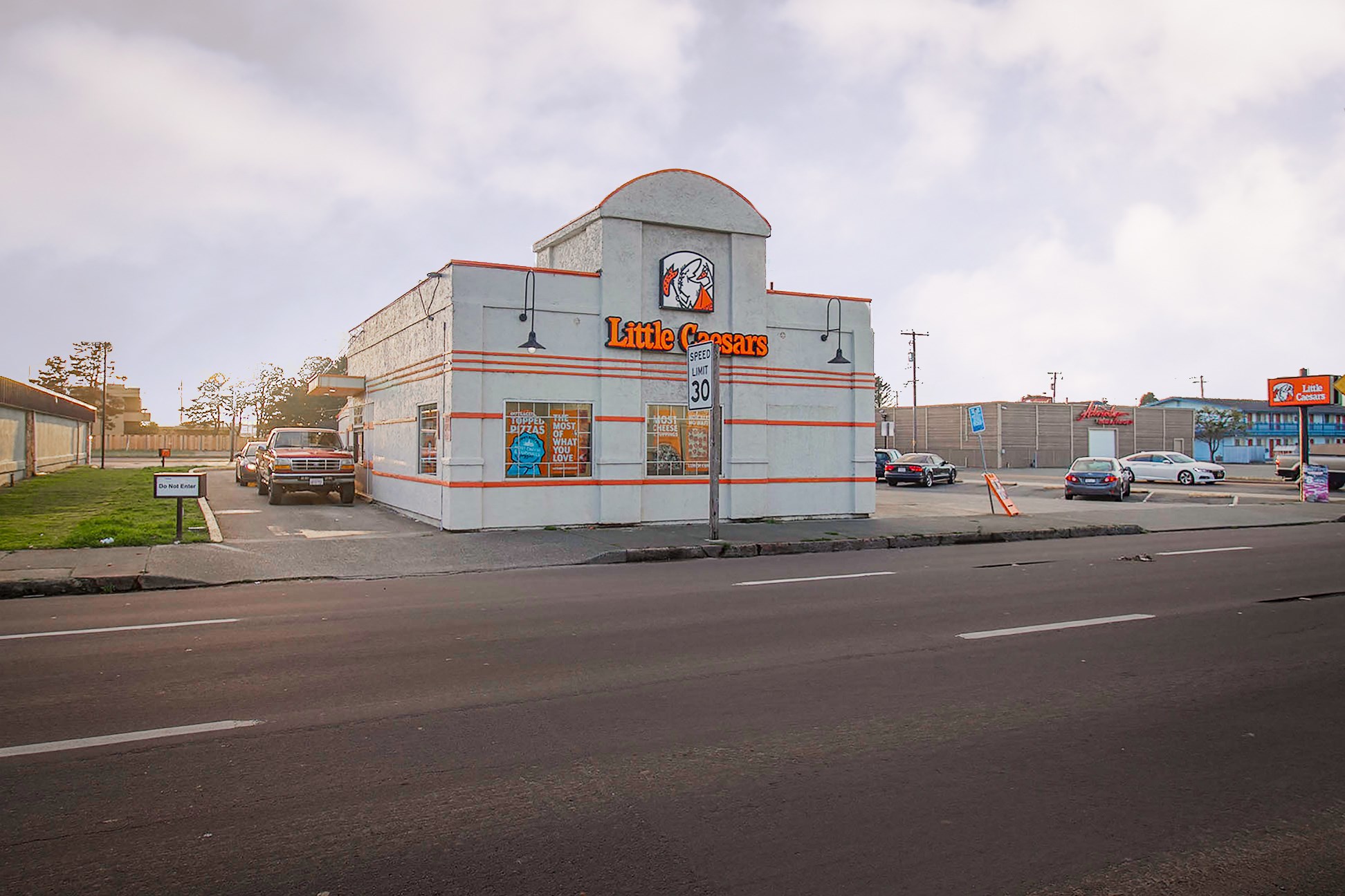 Nnn Crescent City Ca 270 M Street For Sale On 270 M Street Realnex Com