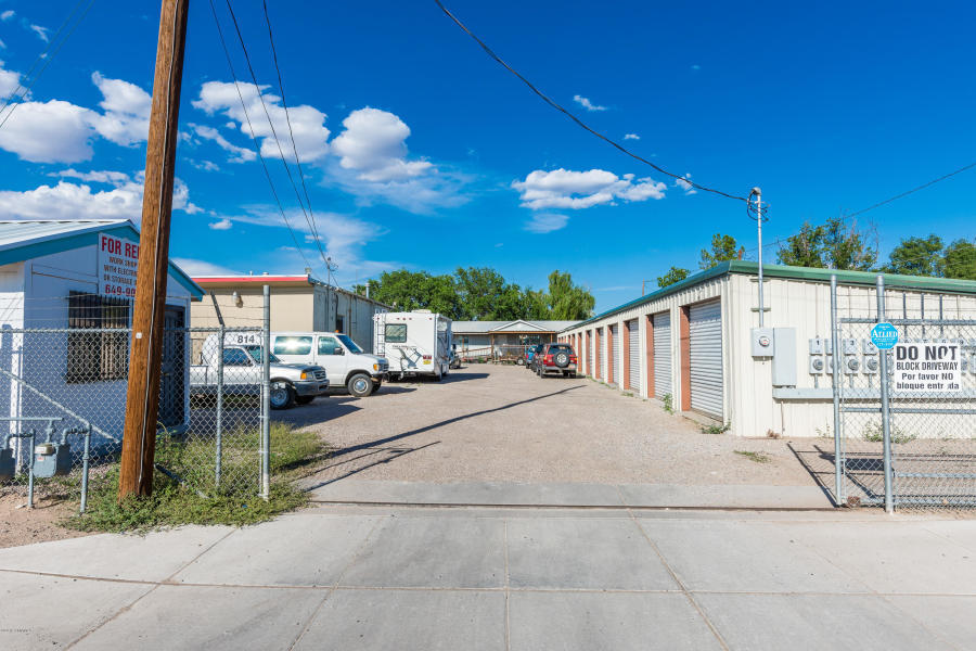 855 W Picacho Ave, Las Cruces, NM 88005