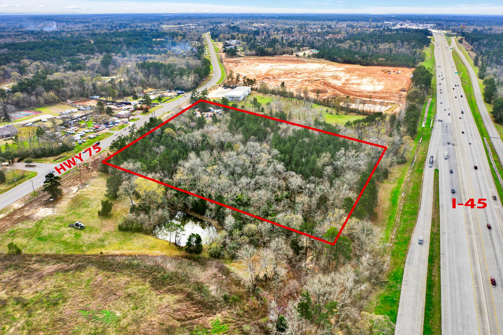 14487 N Hwy 75, 14487 N Hwy 75, Willlis, TX 77378