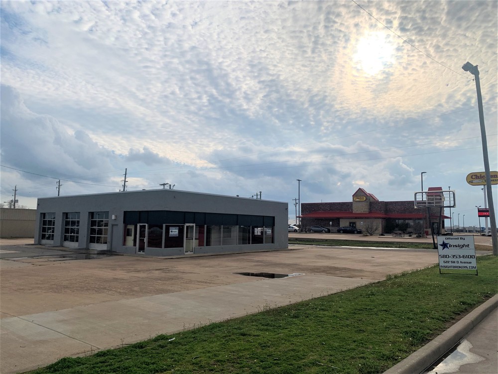 4410 NW Cache Rd.