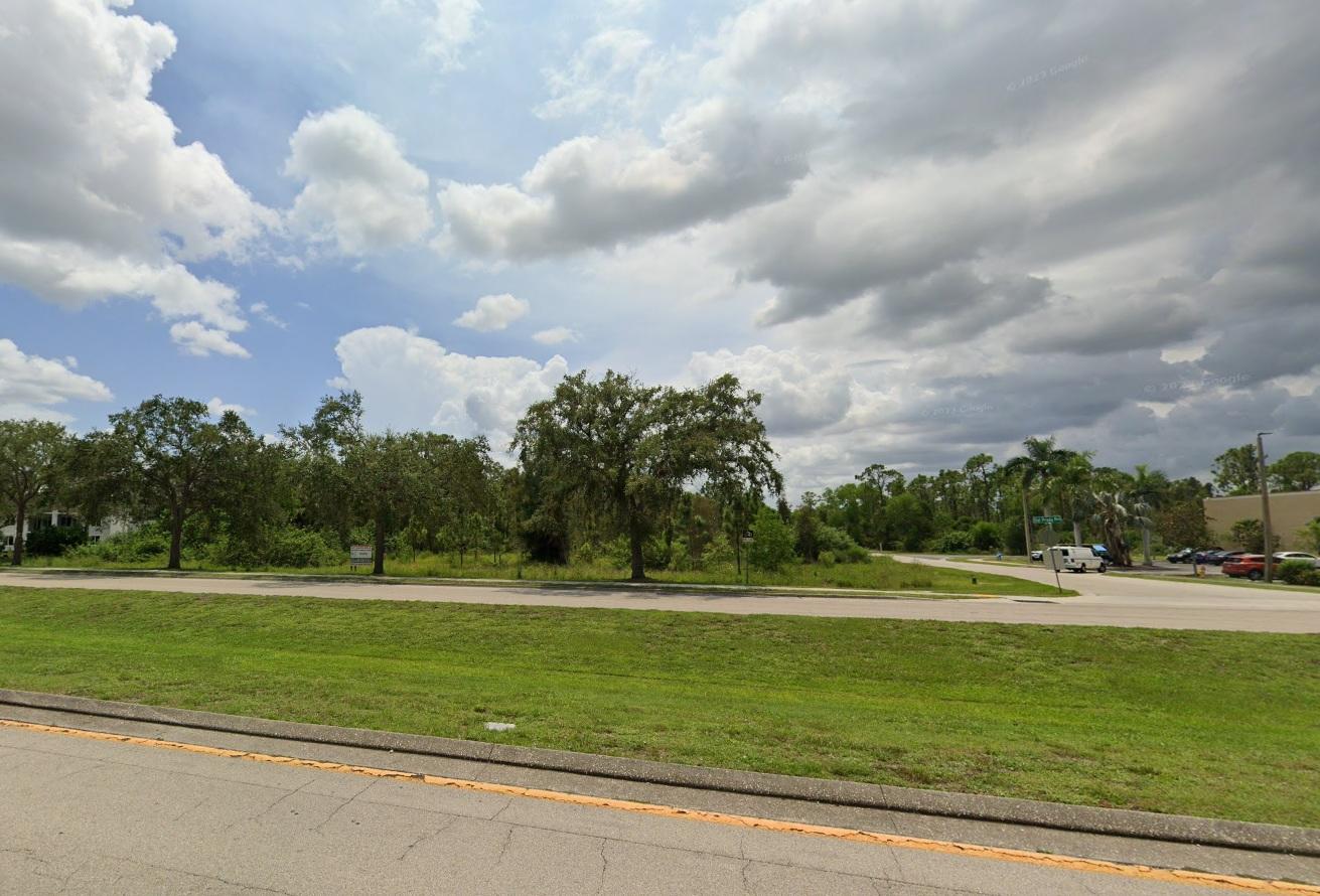 FOR SALE Commercial Corner in Cape Coral, Del Prado Boulevard, Cape Coral, FL 33909