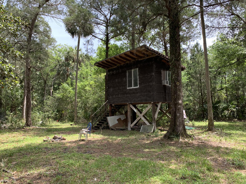 Gulf Hammock Hunt Camp FOR SALE on 13450 S. Bronson Avenue,