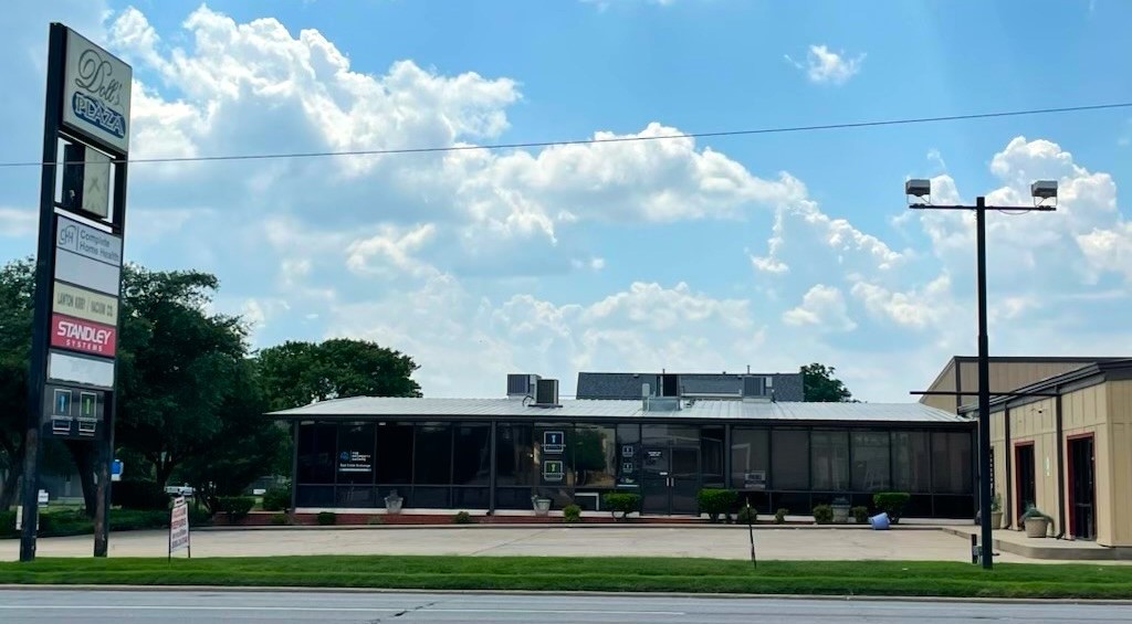 309 SW 11th St.