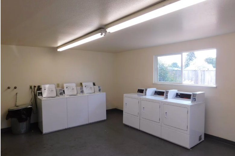 900 S 10th St, Lebanon, OR 97355