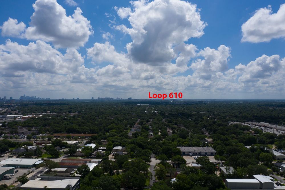 Office/Shop on 21,000 SF Fully Fenced, 6009 Maple Street, Houston, TX 77074