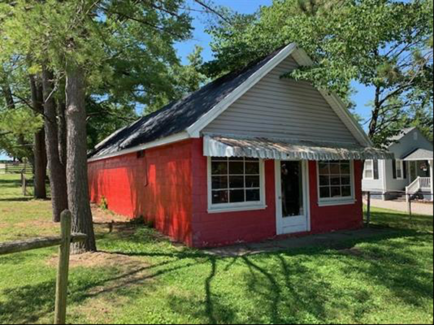 815 E Water Street, 815 E Water Street, Princeton, IN 47670