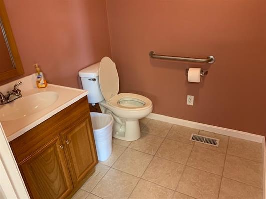 1304 W Broadway Street, 1304 West Broadway Street, Princeton, IN 47670
