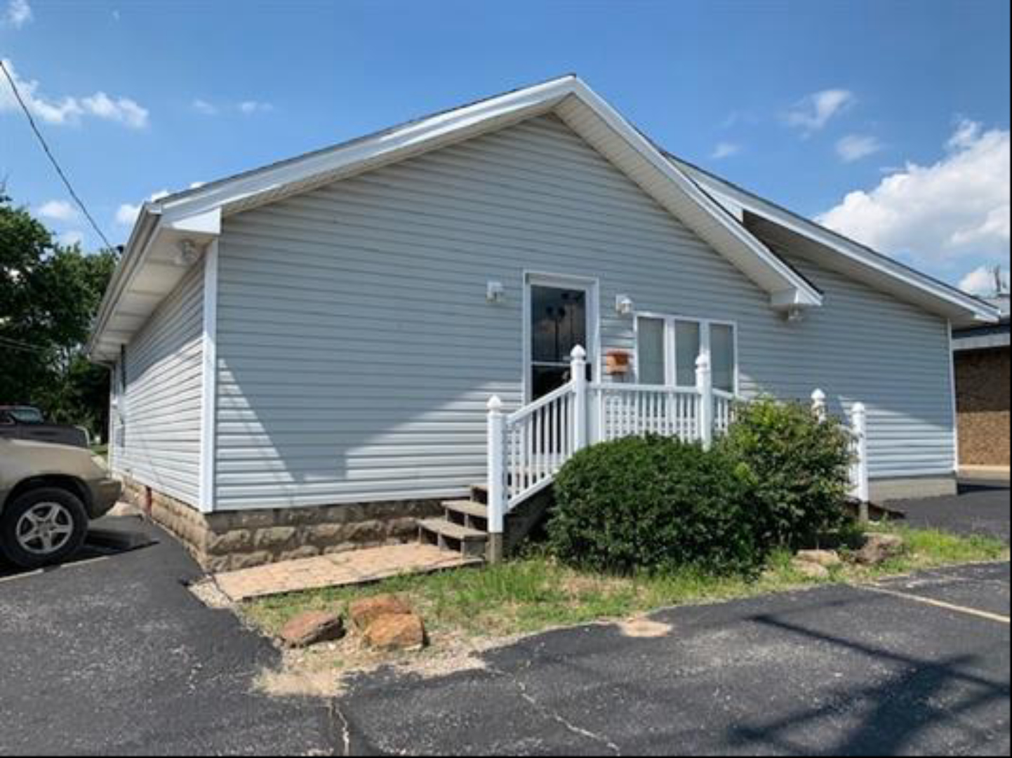 1304 W Broadway Street, 1304 W Broadway Street, Princeton, IN 47670