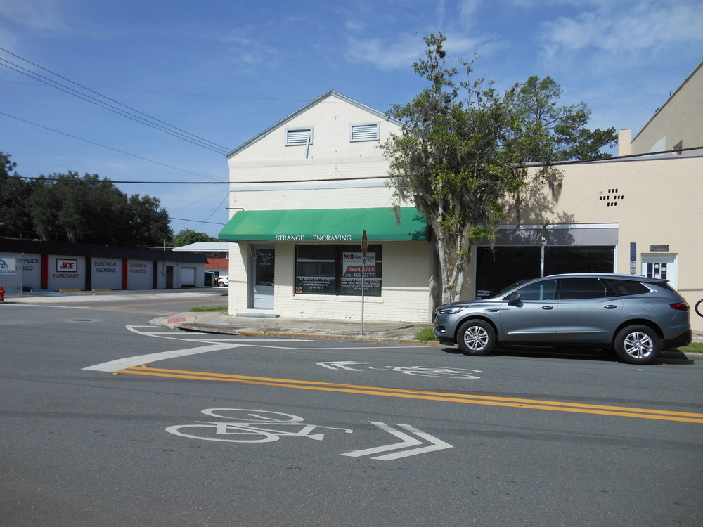 Hawthorne Retail / Office Building