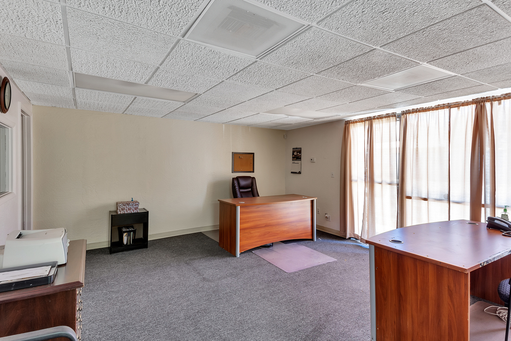 2625 E Desert Inn AND 3340 Topaz-Retirement Sale-$105/PSF, 2625 E Desert Inn, Las Vegas, NV 89121
