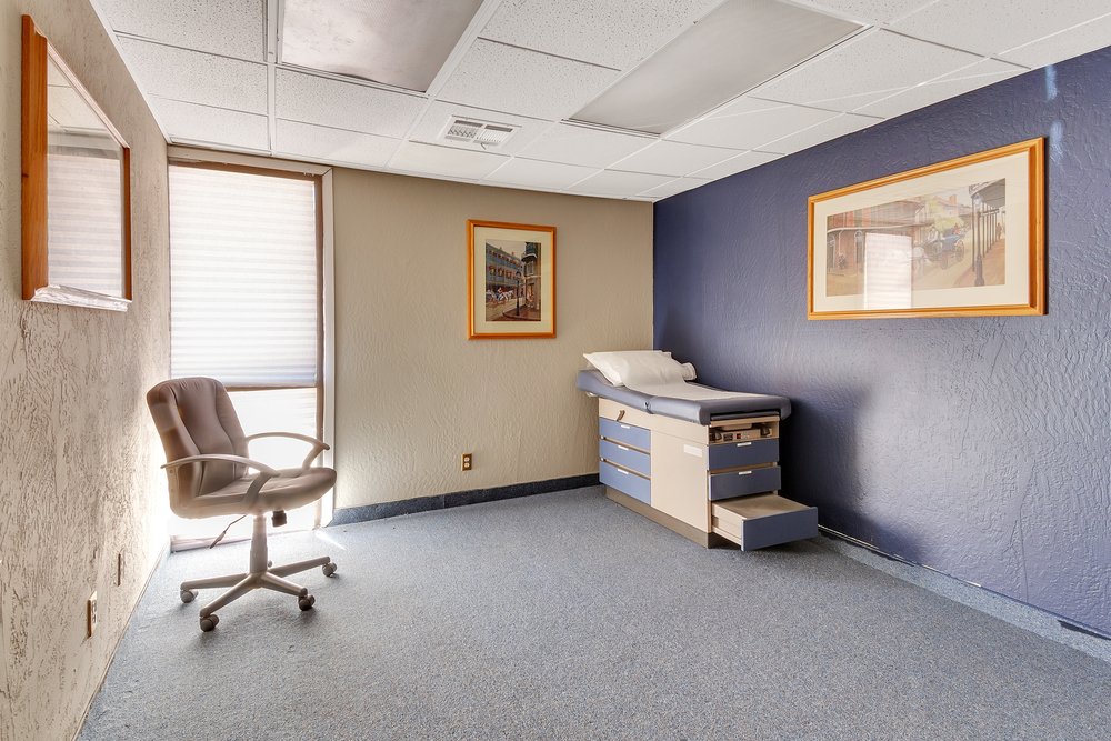 2625 E Desert Inn AND 3340 Topaz-Retirement Sale-$105/PSF, 2625 E Desert Inn, Las Vegas, NV 89121