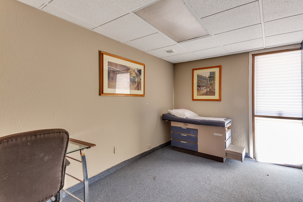 2625 E Desert Inn AND 3340 Topaz-Retirement Sale-$105/PSF, 2625 E Desert Inn, Las Vegas, NV 89121