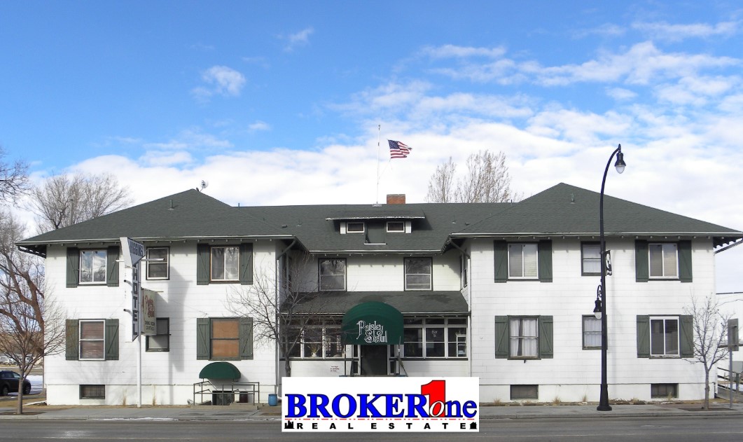 Hotel Higgins & Paisley Shawl in Glenrock, Wyoming FOR SALE on 416 West
