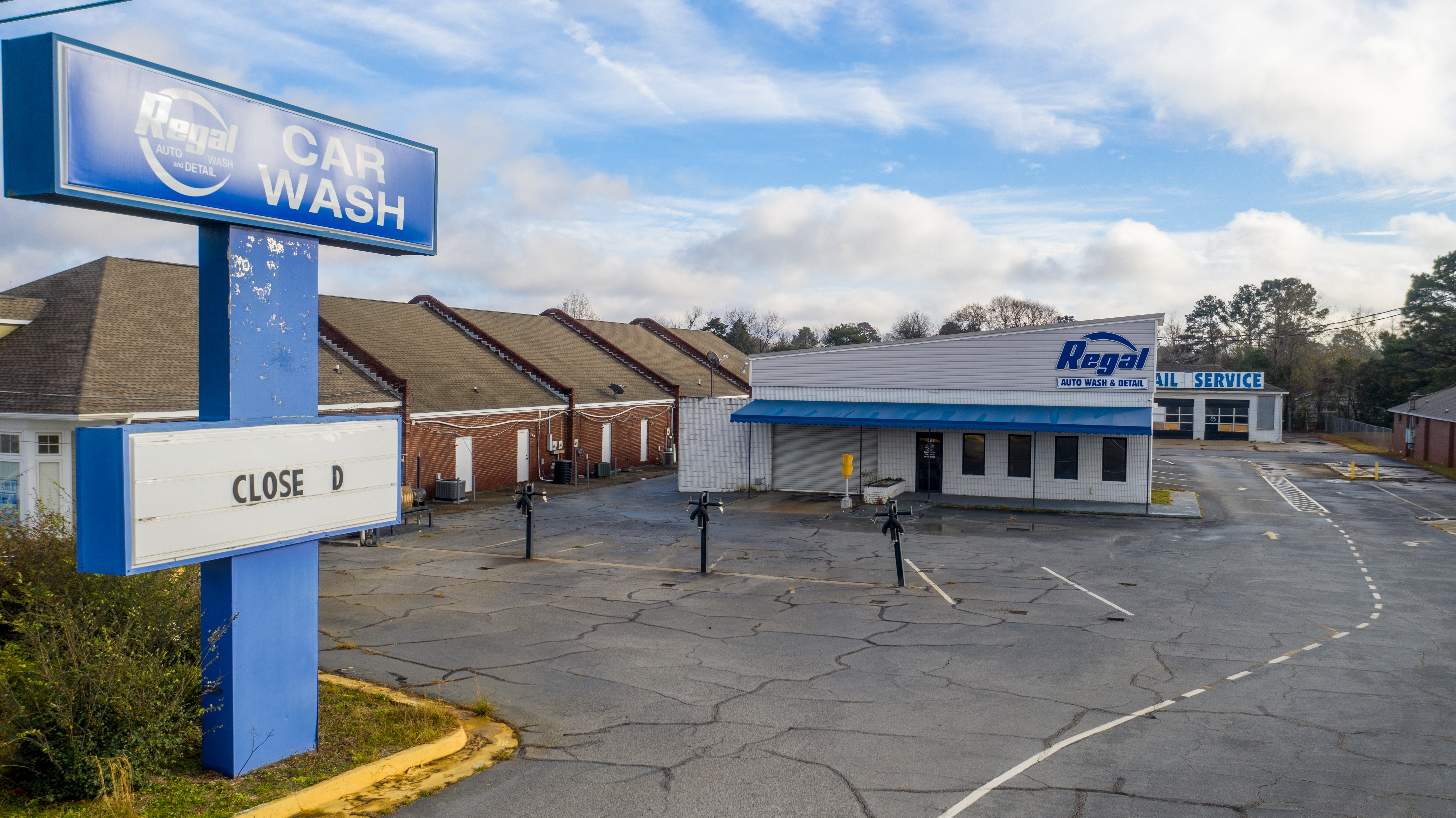 Auction: Car Wash and 6 Bay Auto Service Center FOR SALE on 1201 Russell  Parkway