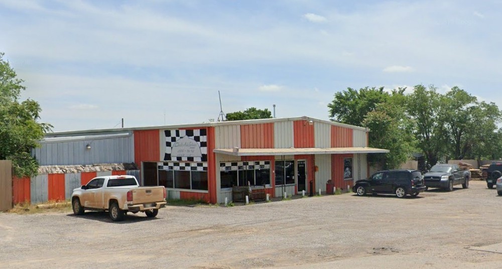 1502 SW 2nd St.