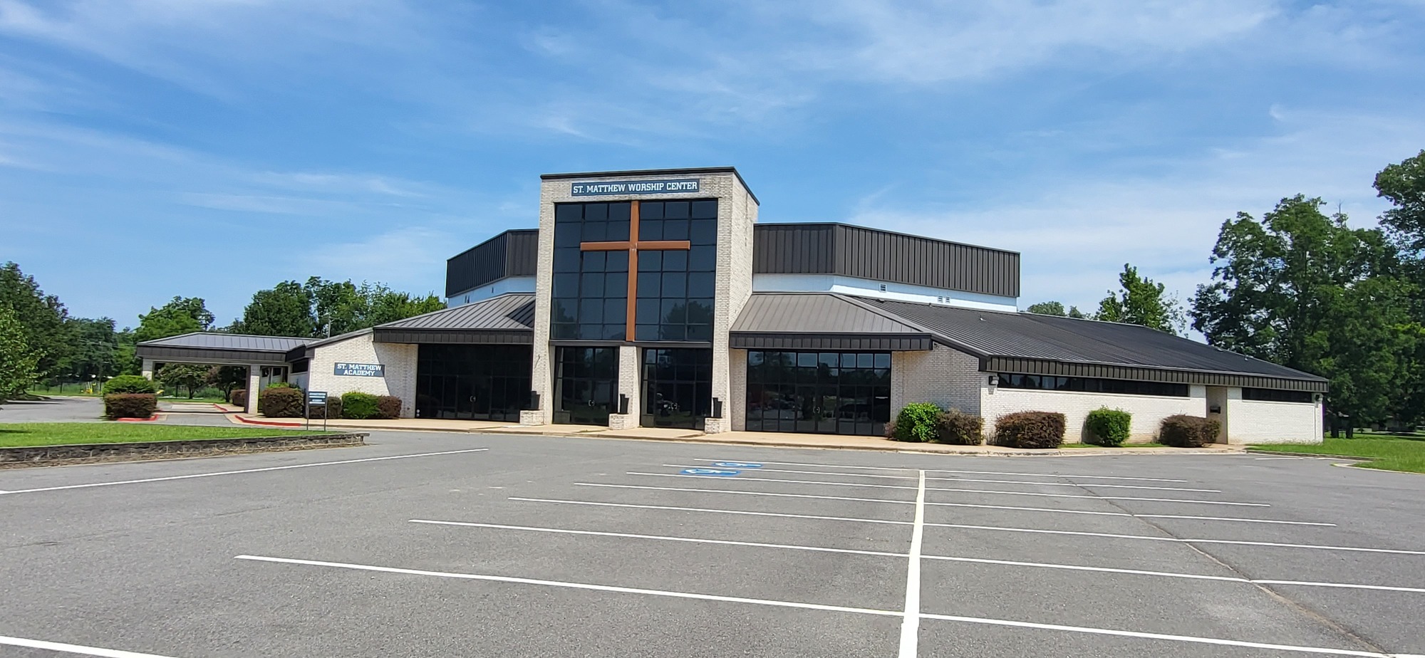 8000 East Port Drive Little Rock Church Campus 