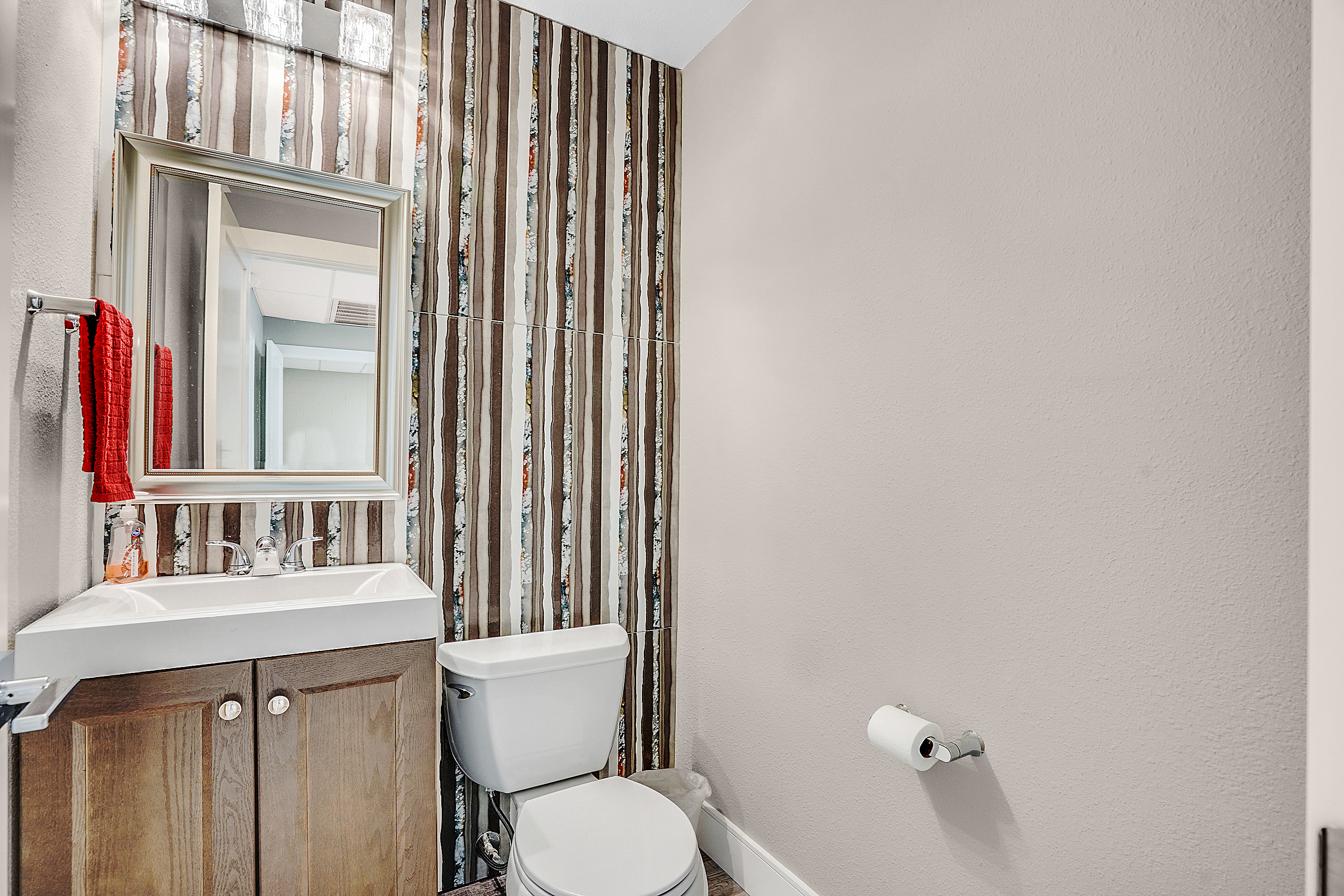 Middlegate Rd, 672 Middlegate Road, Henderson, NV 89011