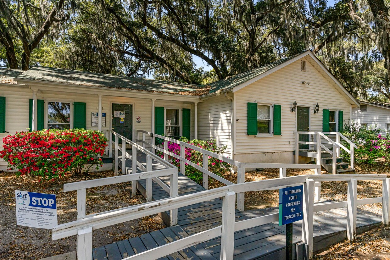 12117 Ocean Hwy, 12117 Ocean Highway, Pawleys Island, SC 29585