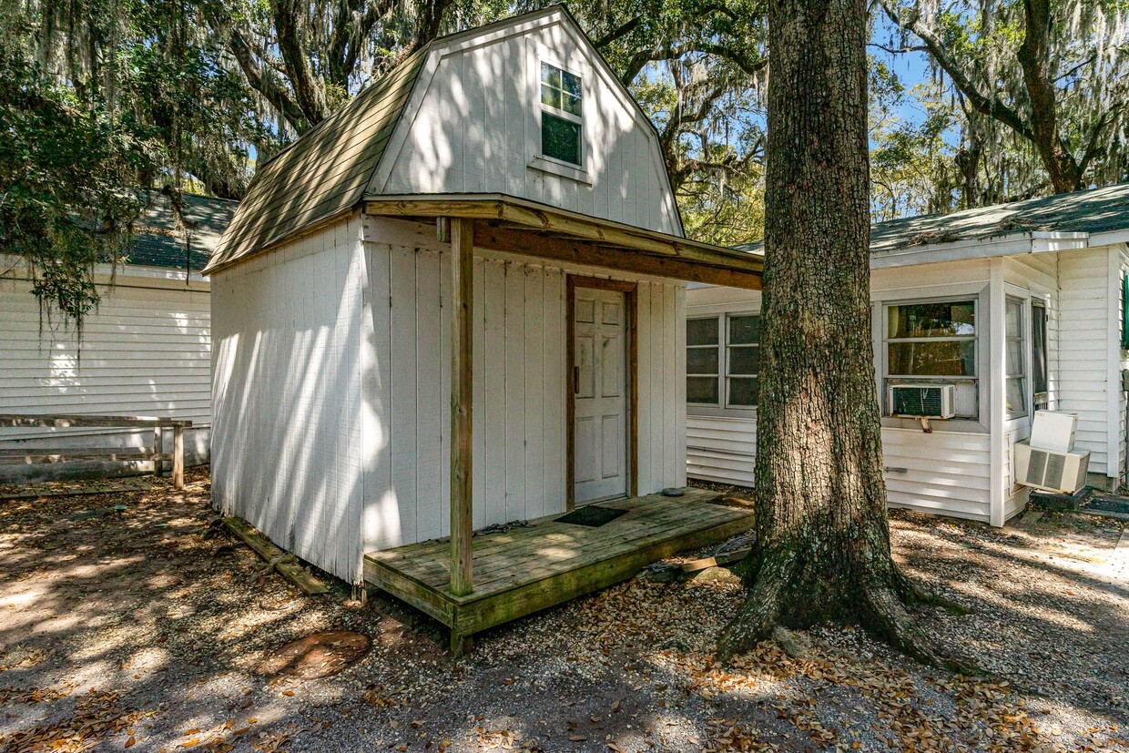 12117 Ocean Hwy, 12117 Ocean Highway, Pawleys Island, SC 29585